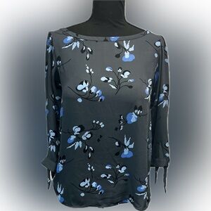 Loft Floral Gray and Blue Women's Long Sleeve Lightweight Top XS